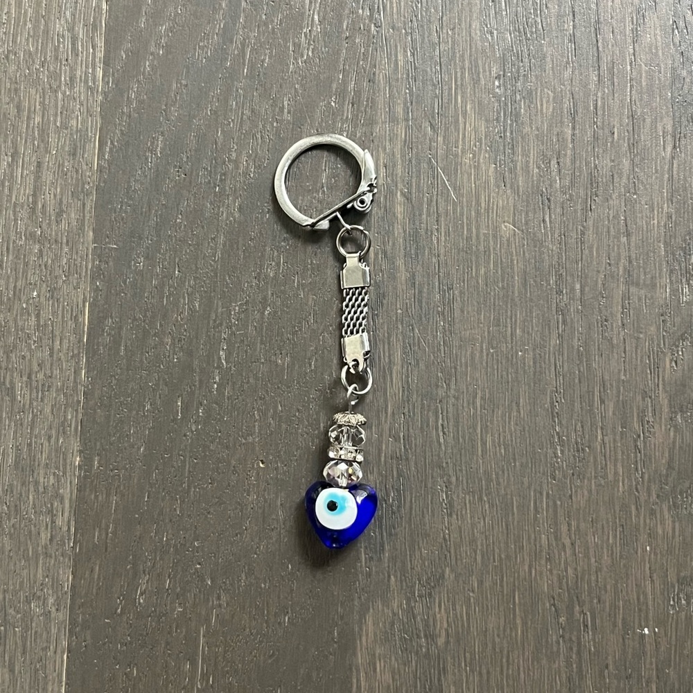 ⭐️ Evil eye glass keychain charm